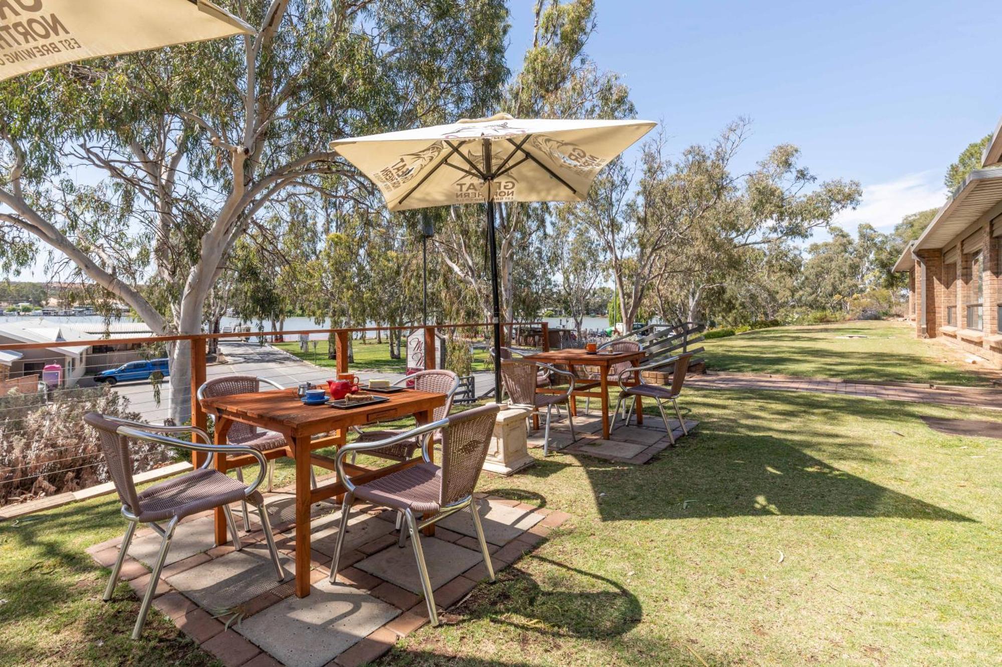 Mannum Motel Екстериор снимка